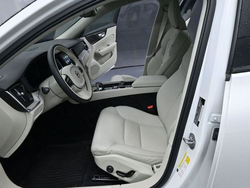 Used 2025 Volvo S60 B5 Plus w/ Protection Package Premier image 13