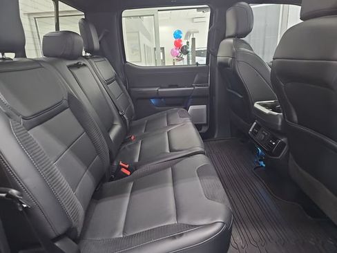 Used 2023 Ford F150 Raptor w/ Raptor 37 Performance Package AWD/4WD image 32