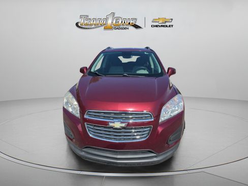 Used 2016 Chevrolet Trax LT FWD image 2