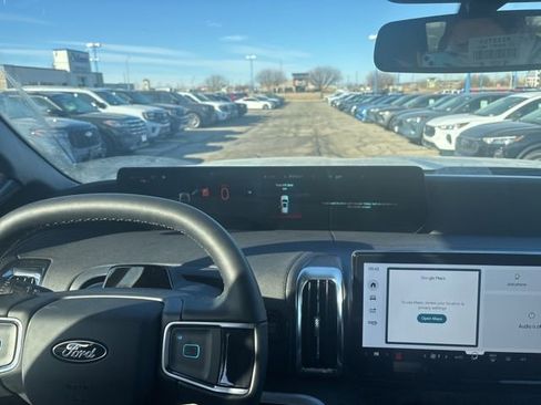 New 2026 Ford Expedition Tremor image 14