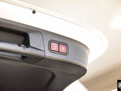 Used 2023 Mercedes-Benz GLA 250 4MATIC image 30