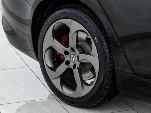 Used 2018 Alfa Romeo Giulia SPORT AWD DRIVER ASSIST DYNAMI image 59