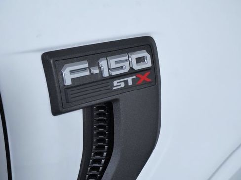 Certified 2022 Ford F150 XL w/ STX Appearance Package AWD/4WD image 7