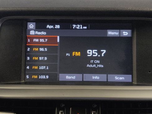 Used 2020 Kia Optima LX FWD image 25