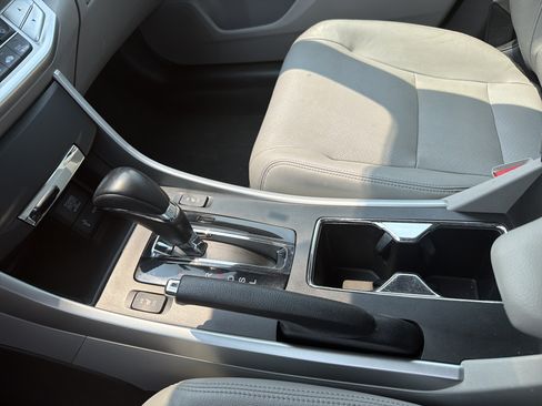 Used 2015 Honda Accord EX-L image 18