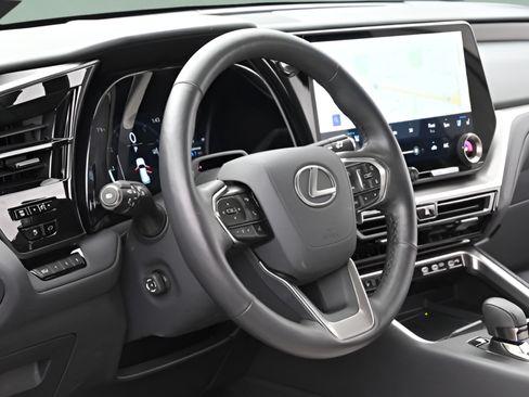 Used 2025 Lexus TX 350 AWD w/ Technology Package image 32