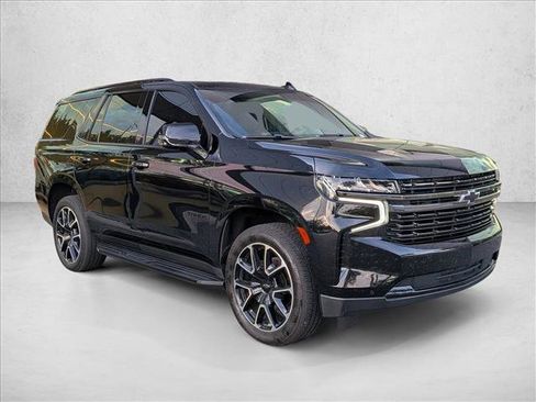 Used 2022 Chevrolet Tahoe RST w/ Luxury Package RWD image 3