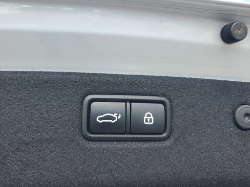 Used 2020 Genesis G70 3.3T w/ Sport Package image 28