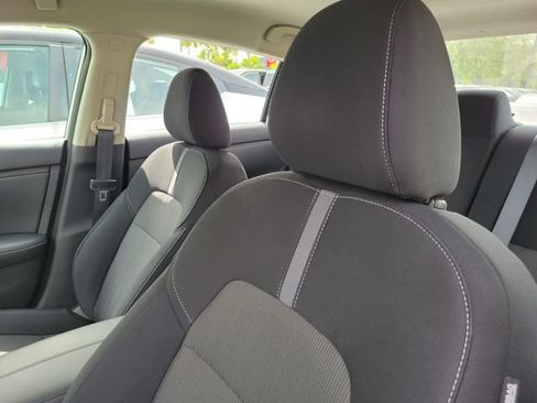 Used 2023 Nissan Sentra SV FWD image 29
