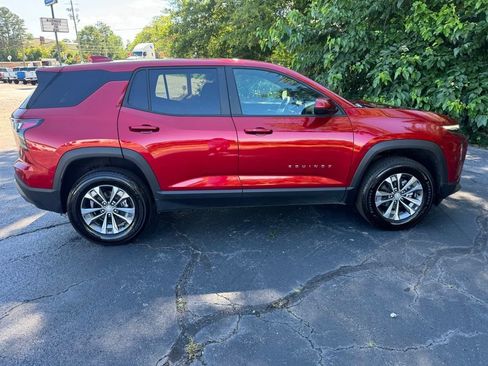 Certified 2026 Chevrolet Equinox LT w/ Convenience Package II FWD image 9