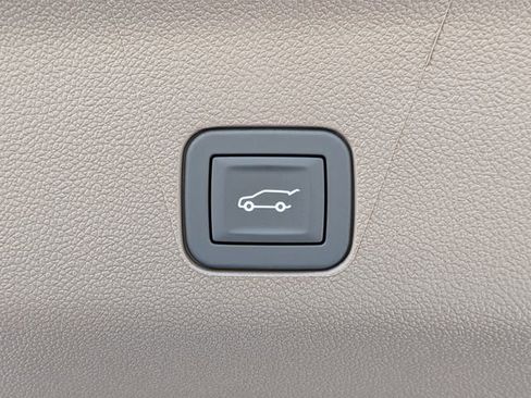 New 2026 GMC Yukon XL Denali w/ Sun & Power Step Package image 33