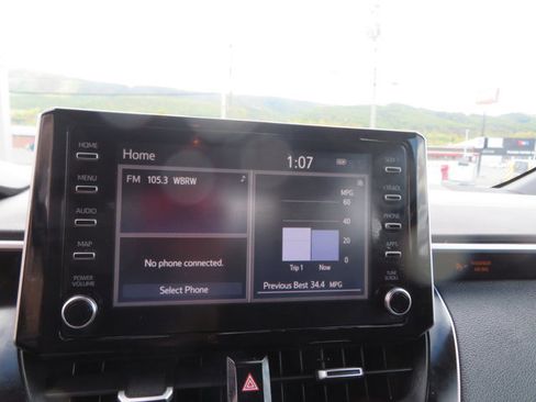 Used 2020 Toyota Corolla SE image 27