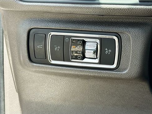 Used 2024 Lincoln Corsair FWD w/ Equipment Group 102A image 10