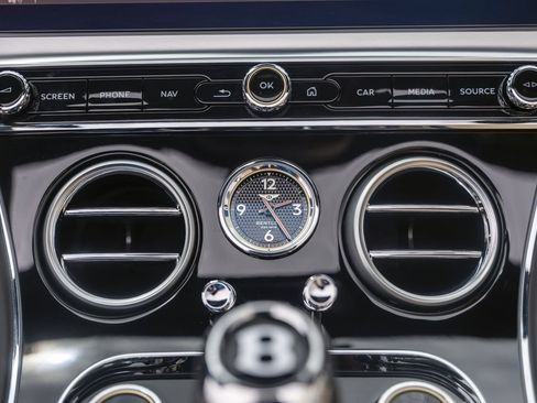 Certified 2024 Bentley Continental GT V8 AWD/4WD image 46