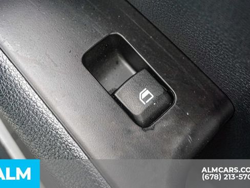 Used 2025 Kia Soul LX w/ LX Technology Package FWD image 52