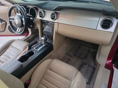 Used 2006 Ford Mustang GT Premium image 31