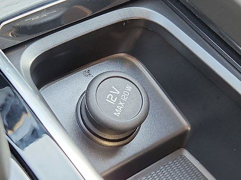 Used 2025 Volvo XC60 T8 Plus w/ Protection Package Premier image 25