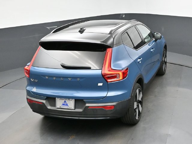 Used 2023 Volvo XC40 Recharge Ultimate AWD/4WD image 21