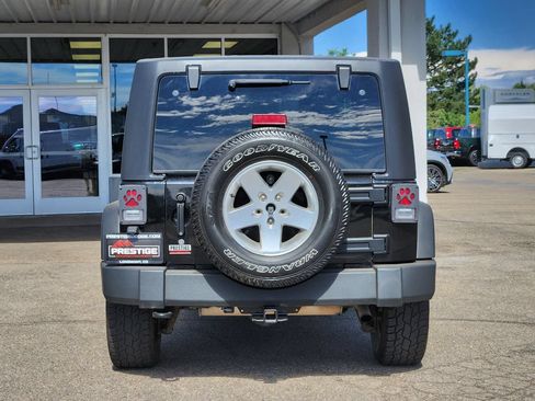 Used 2012 Jeep Wrangler Sport AWD/4WD image 12