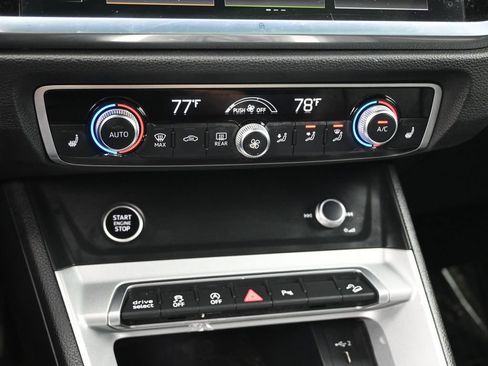 Used 2023 Audi Q3 2.0T Premium image 17