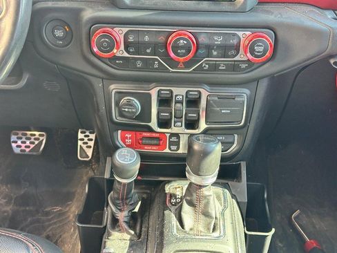 Used 2021 Jeep Gladiator Rubicon AWD/4WD image 20