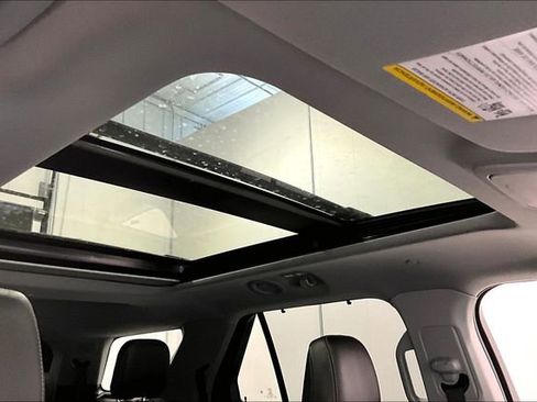 Used 2020 Ford Explorer Limited w/ Equipment Group 310A image 29