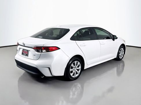 New 2026 Toyota Corolla LE image 5