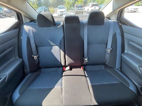 Used 2025 Nissan Versa SV FWD image 35