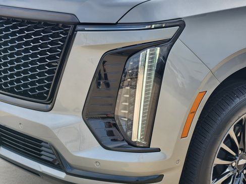 Used 2025 Cadillac Escalade Sport Platinum w/ LPO, Floor Liner Package image 8