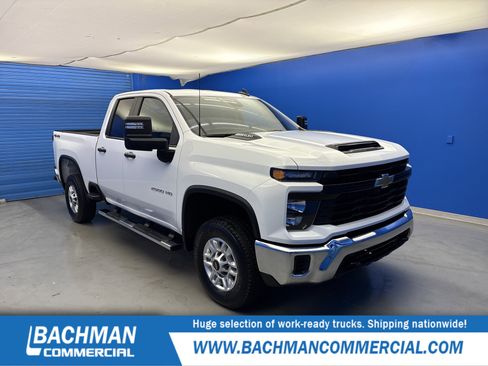 Used 2025 Chevrolet Silverado 2500 W/T w/ WT Convenience Package AWD/4WD image 1
