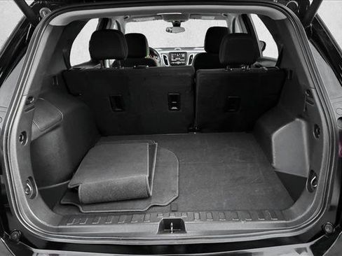 Used 2024 Chevrolet Equinox LT AWD/4WD image 8