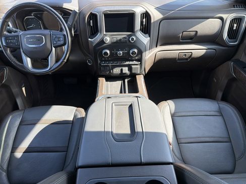 Used 2020 GMC Sierra 2500 Denali w/ Denali Ultimate Package image 16