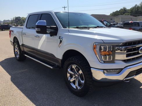 Used 2022 Ford F150 Lariat AWD/4WD image 9