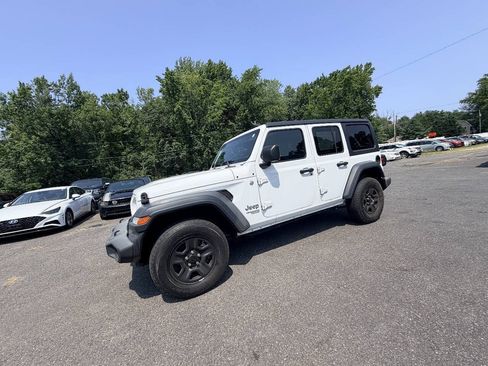 Used 2018 Jeep Wrangler Unlimited Sport AWD/4WD image 28