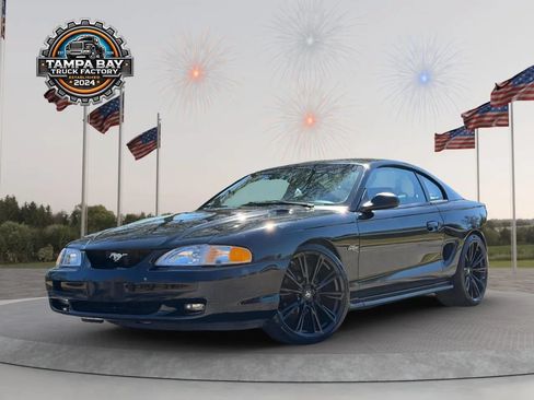 Used 1998 Ford Mustang GT RWD image 3