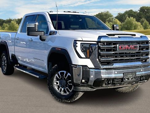 Used 2024 GMC Sierra 3500 SLT w/ SLT Premium Package image 2