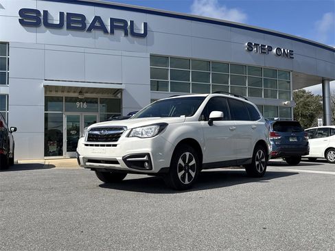Used 2018 Subaru Forester 2.5i Limited image 2