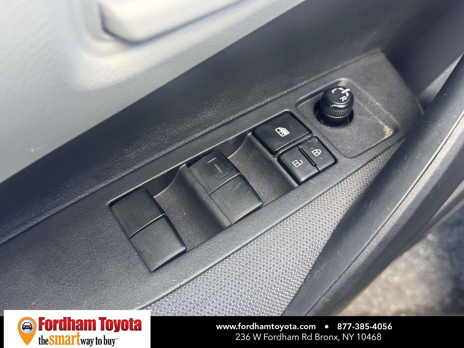 Used 2023 Toyota Corolla LE FWD image 15