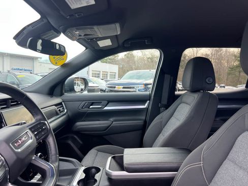 Certified 2025 GMC Terrain Elevation image 12