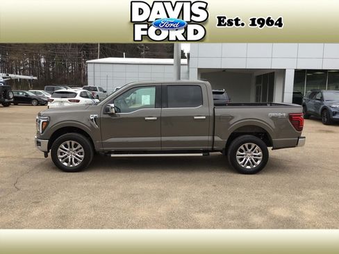 New 2026 Ford F150 Lariat w/ Equipment Group 501A Mid AWD/4WD image 4