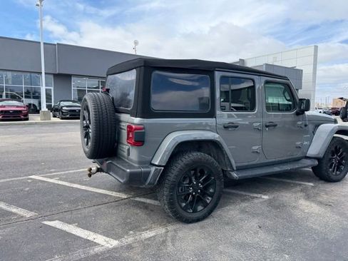 Used 2021 Jeep Wrangler Unlimited Sahara w/ Cold Weather Group image 7