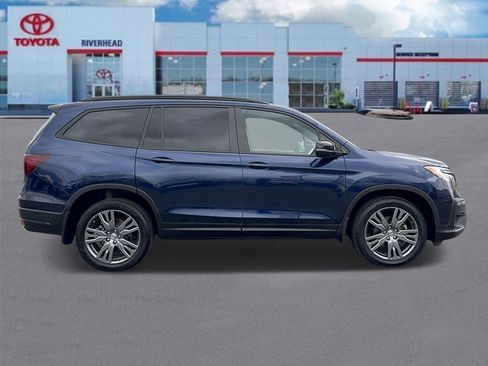 Used 2022 Honda Pilot Sport image 3