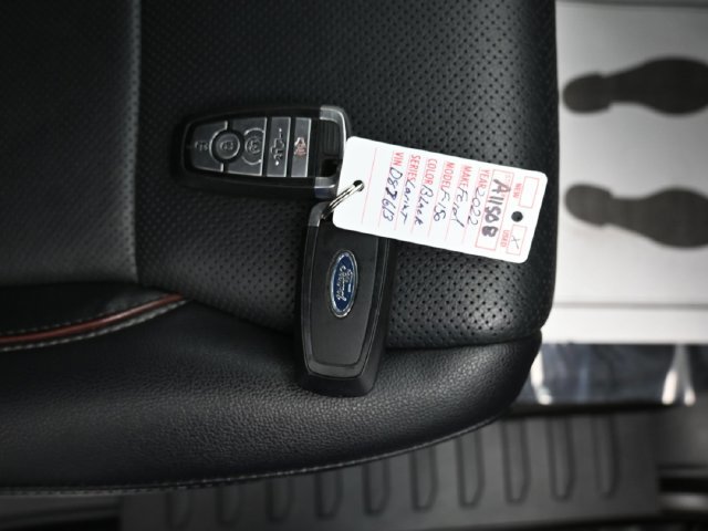 Used 2022 Ford F150 Lariat w/ Equipment Group 502A High AWD/4WD image 9