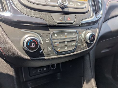 Used 2024 Chevrolet Equinox RS w/ RS Leather Package FWD image 18
