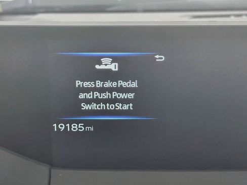 Used 2026 Toyota Prius LE FWD image 18