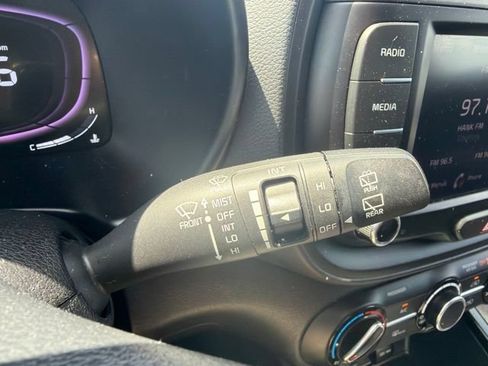 Used 2024 Kia Soul LX w/ Option Group 015 FWD image 32