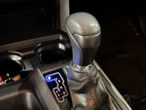 Used 2022 Toyota Tacoma TRD Sport image 22