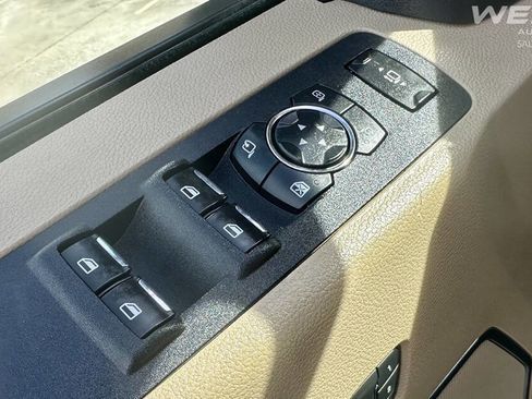 Used 2019 Ford F250 Lariat w/ Lariat Ultimate Package image 25