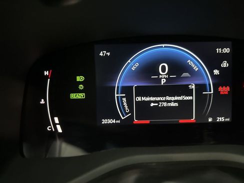 Used 2025 Toyota Camry SE image 13