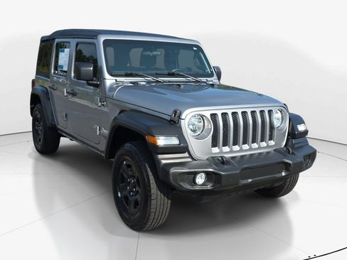 Used 2021 Jeep Wrangler Unlimited Sport AWD/4WD image 3